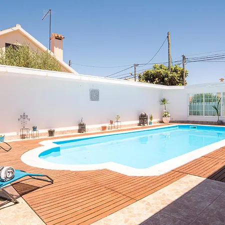 Magali Villa Aroeira (Setubal)